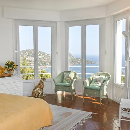 Espero-pax Sleeps 4 Pool Air Con Wifi * Théoule-sur-Mer